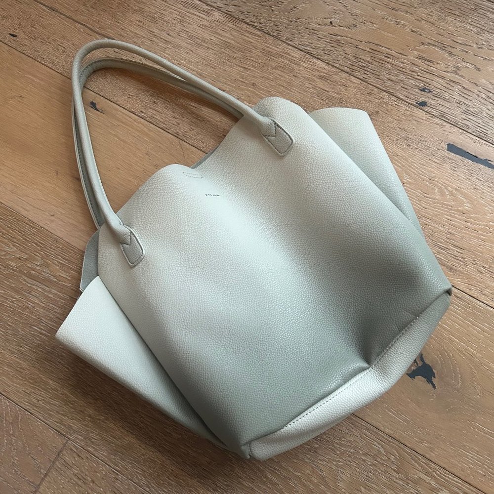 Pixie Mood over the shoulder purse / bag in ombre pale blue / light grey